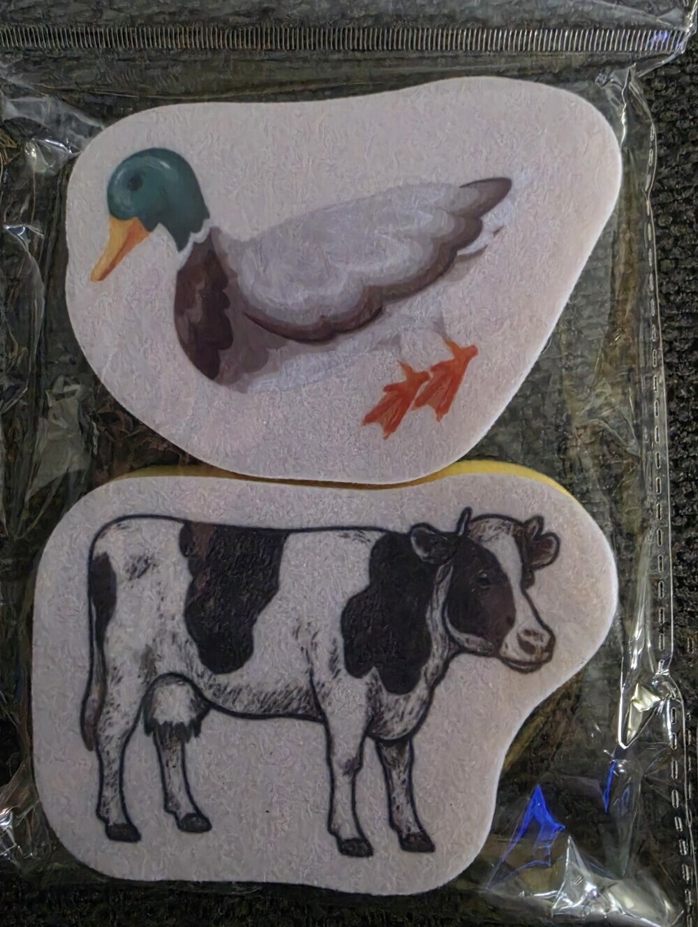 Cute Farm Animal Dish Sponges. New In Package. Includes 4 Farm Animals - Picture 3 of 4